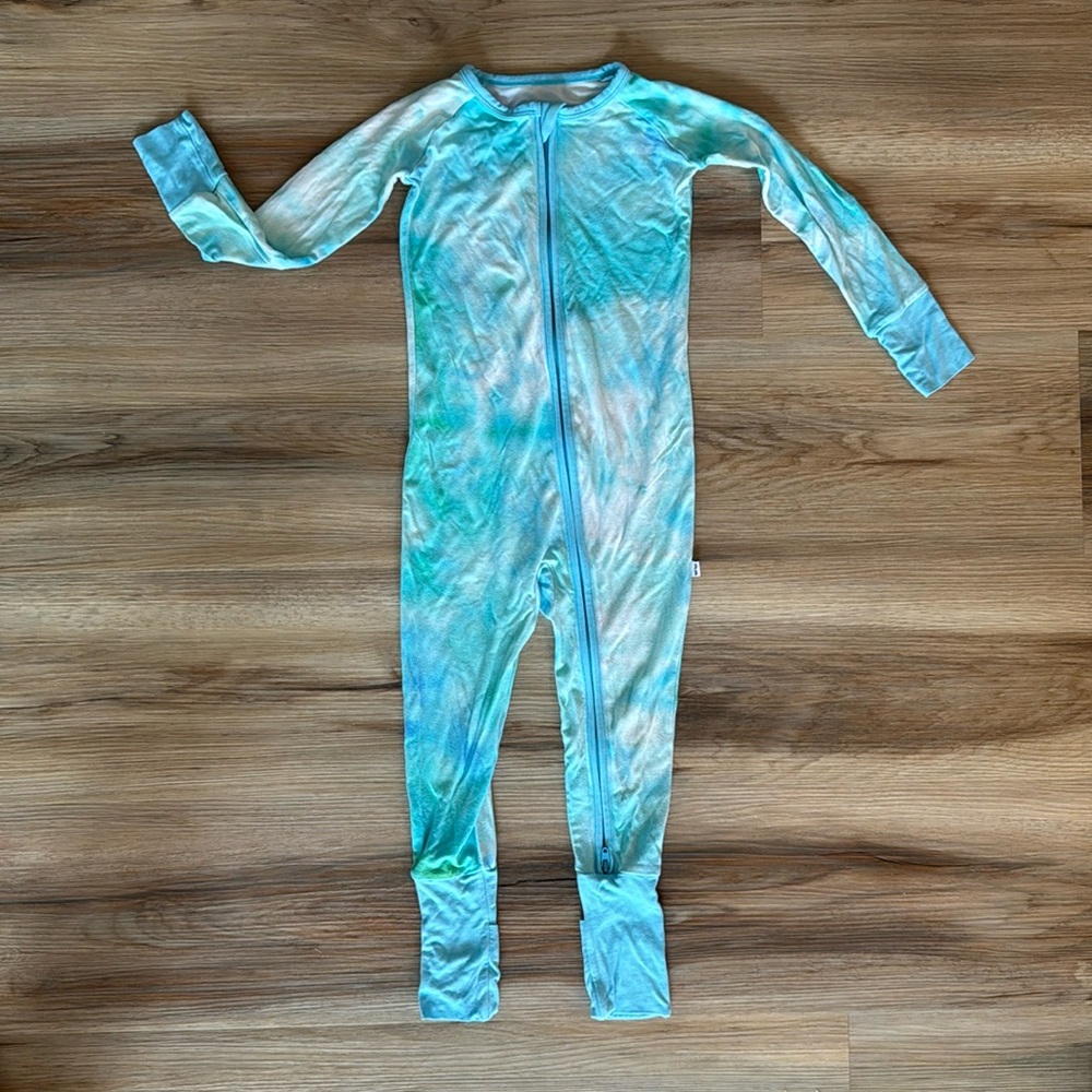 Little Sleepies Tidepool Watercolor Zippy 18-24M - great condition